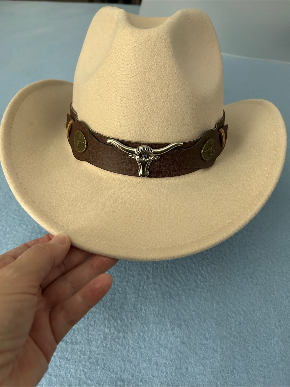 Women’s Western Cowboy Hat with Brown Leather Look Band - Cream